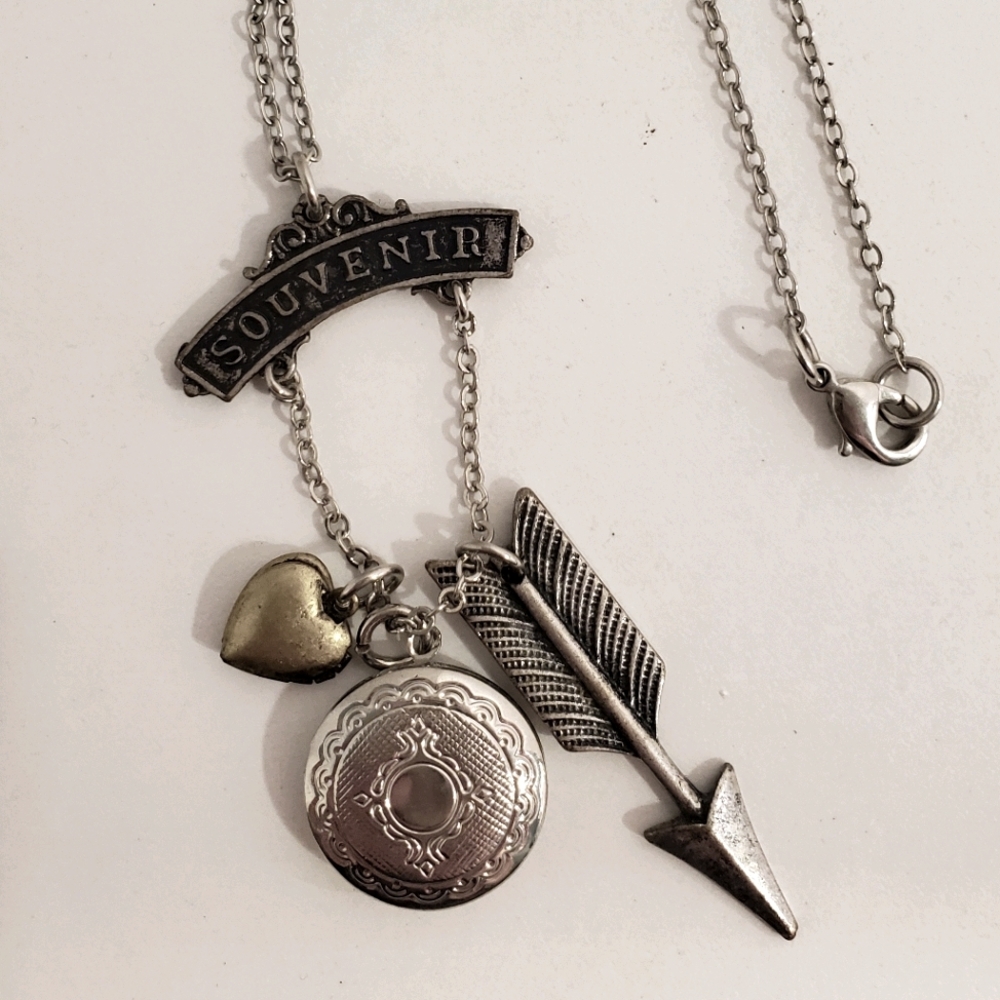 Souvenir Locket Necklace